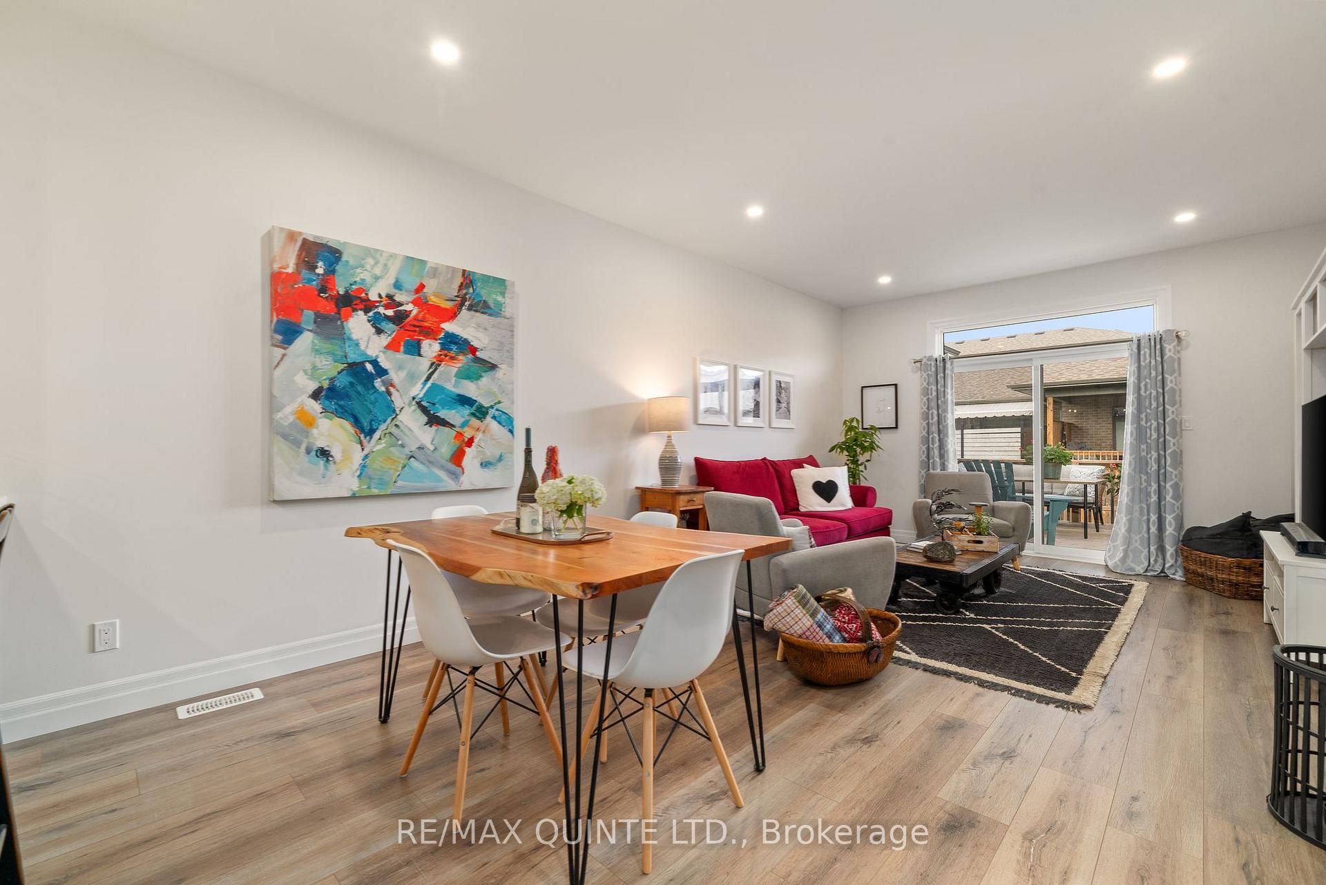 Photo 19 of 44 Covington Crescent, Belleville, Thurlow Ward — HOMEH