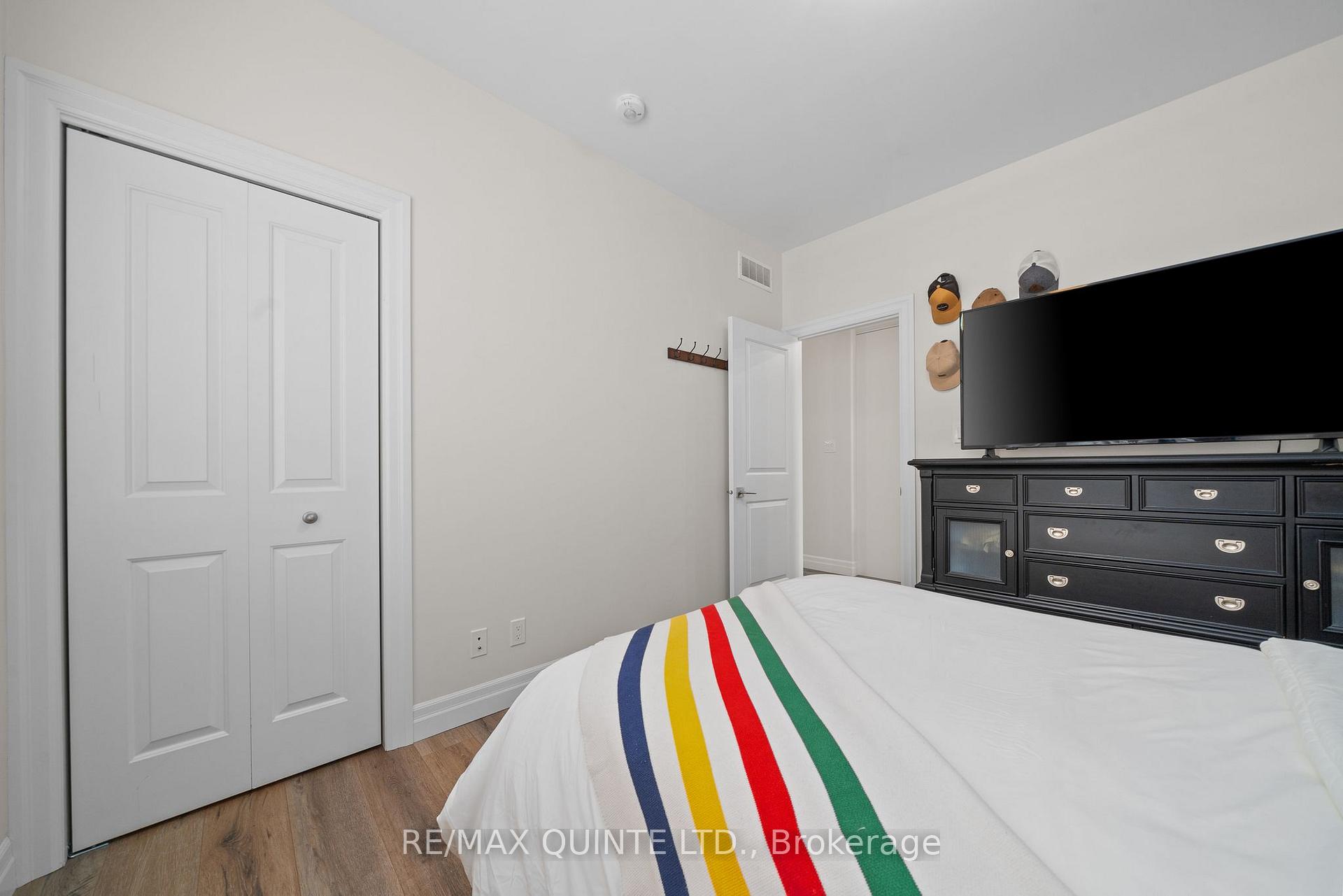 Photo 23 of 44 Covington Crescent, Belleville, Thurlow Ward — HOMEH