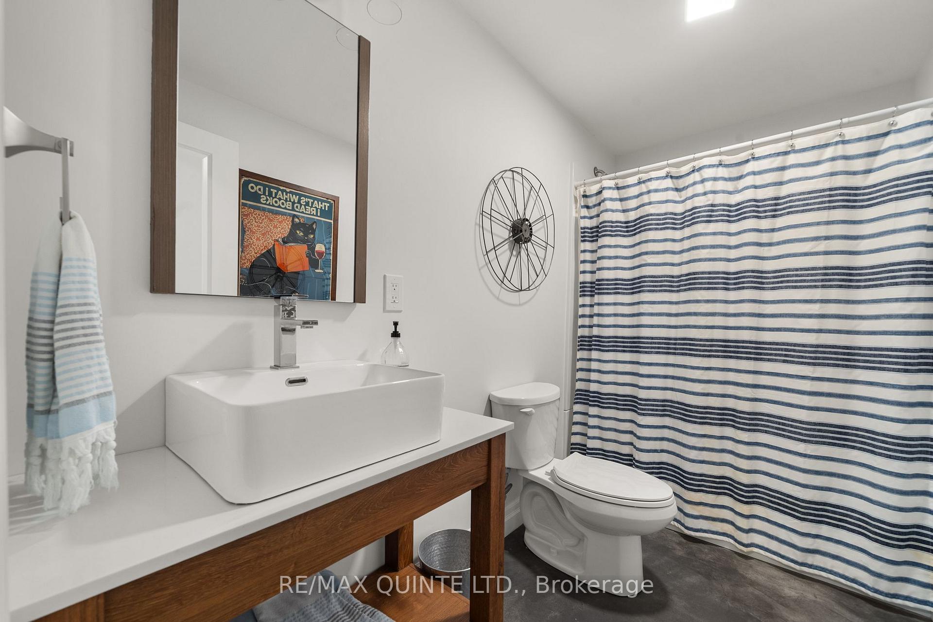 Photo 45 of 44 Covington Crescent, Belleville, Thurlow Ward — HOMEH
