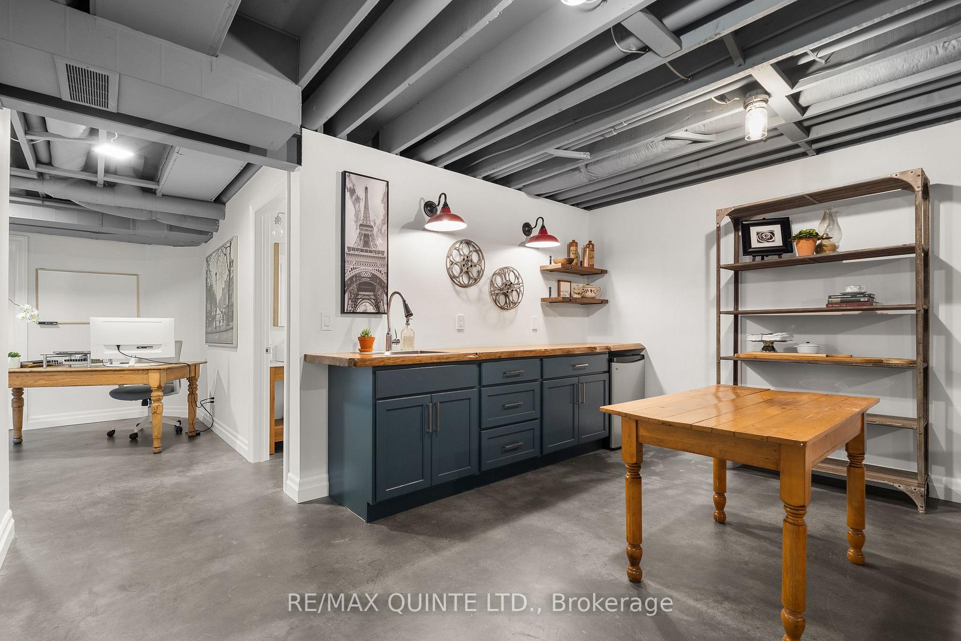Photo 32 of 44 Covington Crescent, Belleville, Thurlow Ward — HOMEH