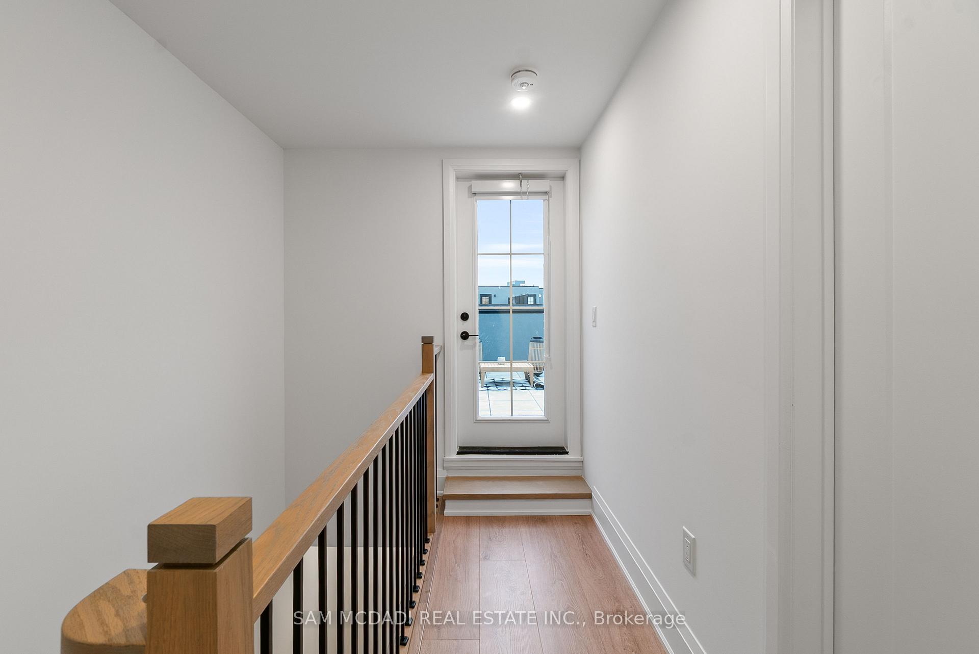 Photo 32 of 33 Burleigh Mews, Vaughan, Uplands — HOMEH