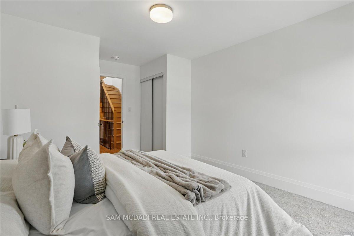 Photo 60 of 33 Burleigh Mews, Vaughan, Uplands — HOMEH