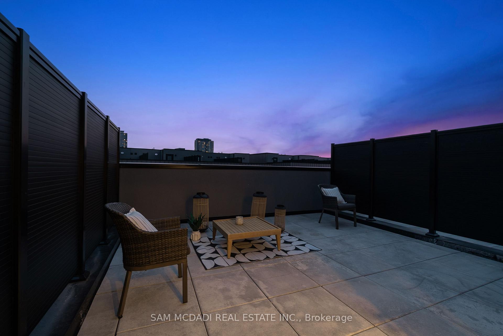 Photo 70 of 33 Burleigh Mews, Vaughan, Uplands — HOMEH
