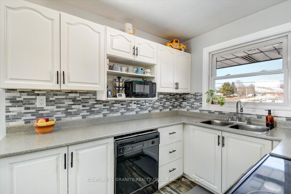 Photo 15 of 27199 Hwy 62 S, Bancroft, Dungannon Ward — HOMEH