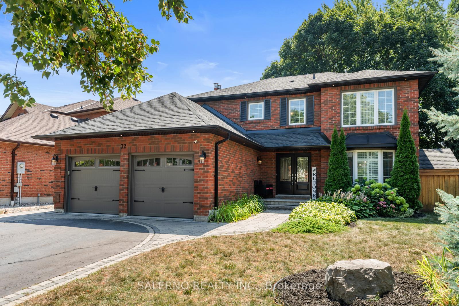 Photo 4 of 32 Glen Hill Drive, Whitby, Blue Grass Meadows — HOMEH
