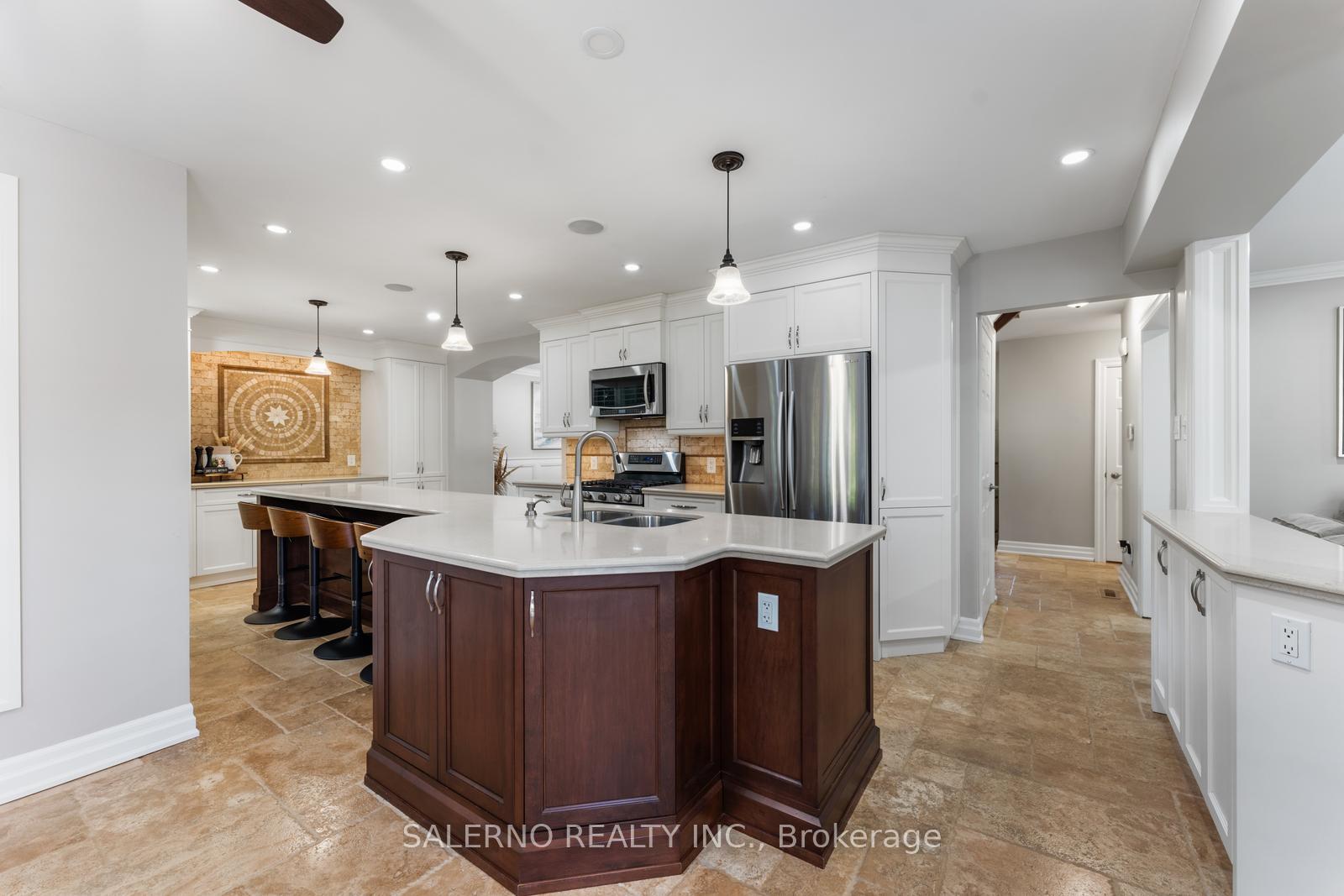 Photo 11 of 32 Glen Hill Drive, Whitby, Blue Grass Meadows — HOMEH