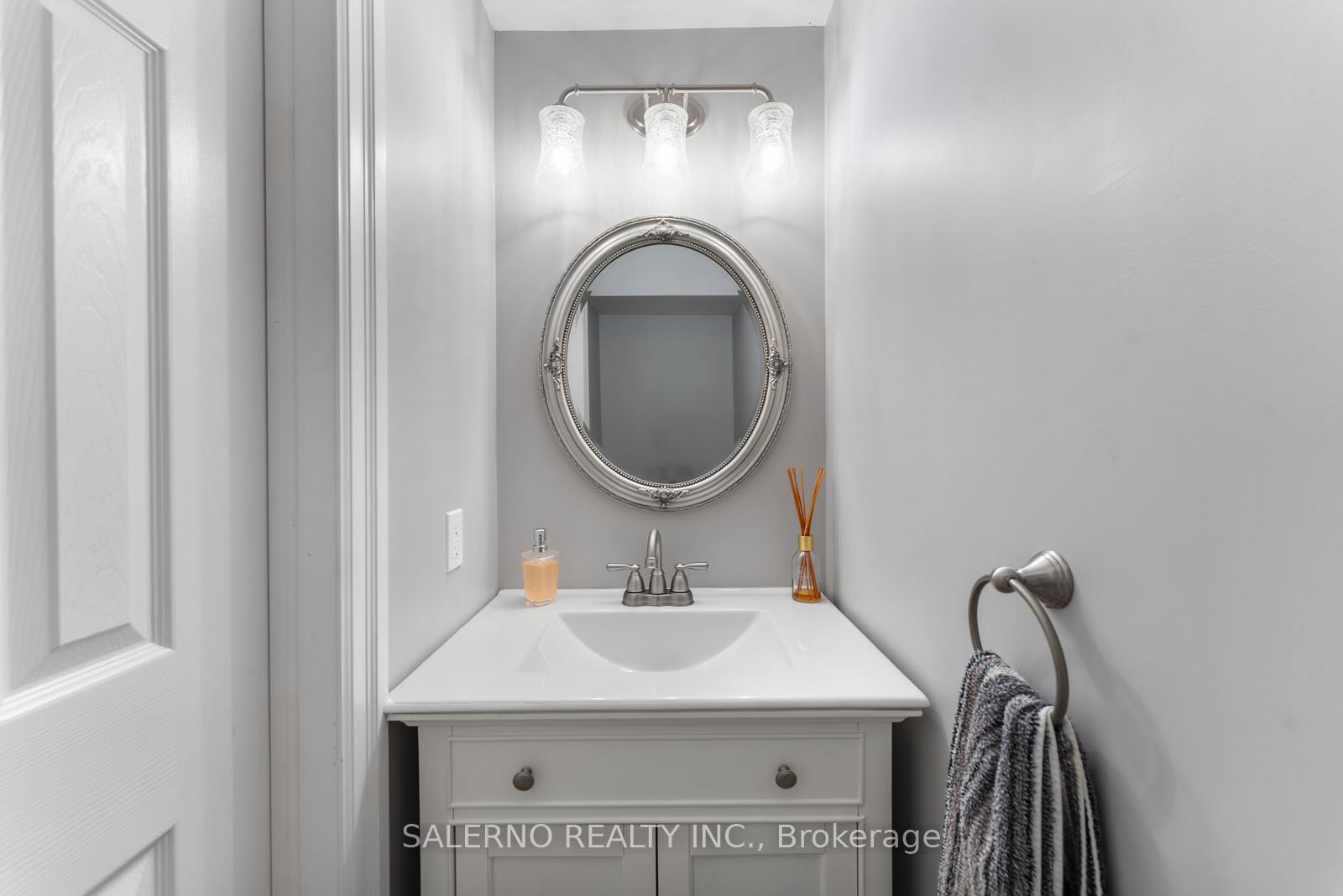 Photo 39 of 32 Glen Hill Drive, Whitby, Blue Grass Meadows — HOMEH