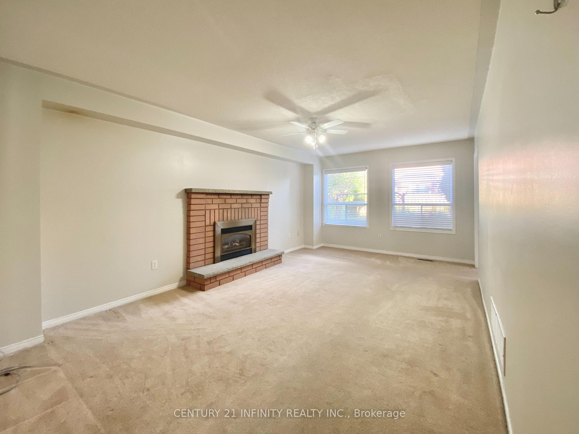 Photo 10 of 70 Dewbourne Place, Whitby, Pringle Creek — HOMEH