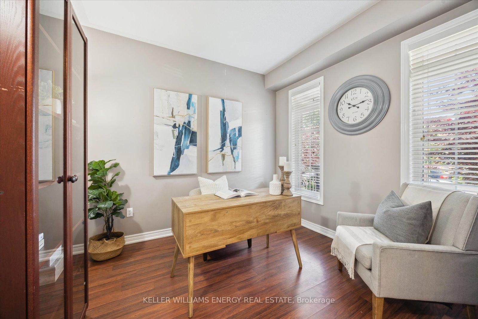 Photo 5 of 18 Helston Crescent, Whitby, Brooklin — HOMEH
