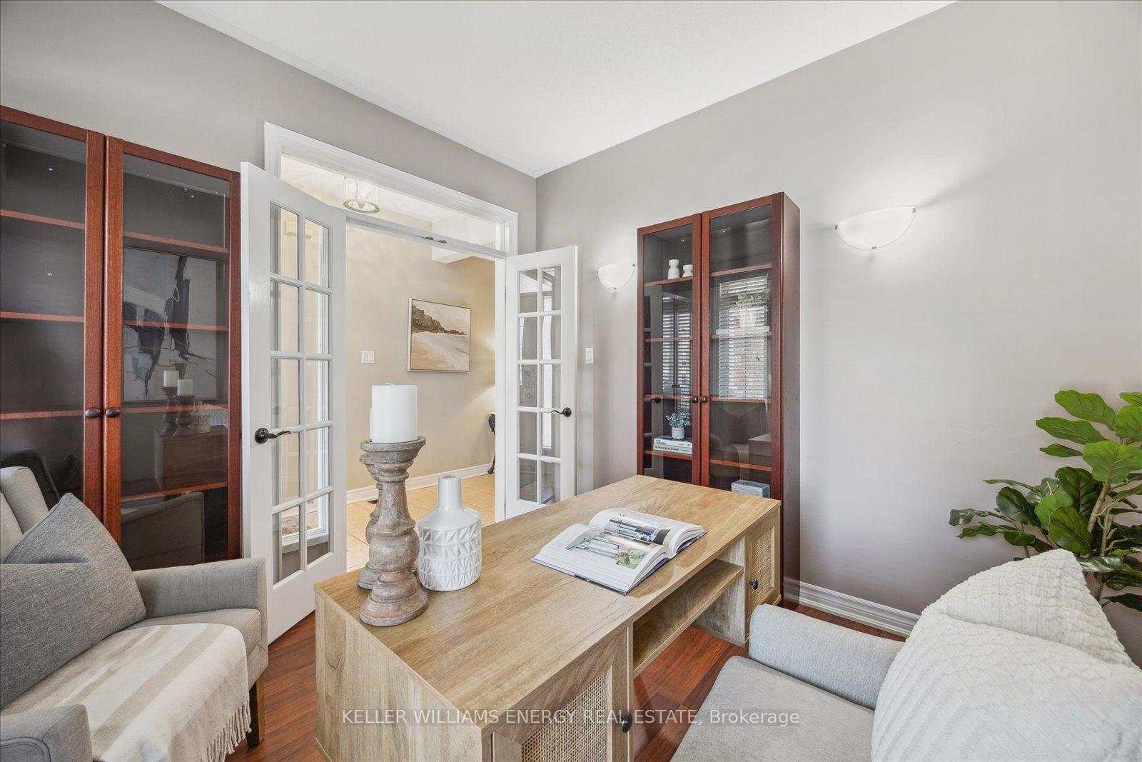 Photo 6 of 18 Helston Crescent, Whitby, Brooklin — HOMEH