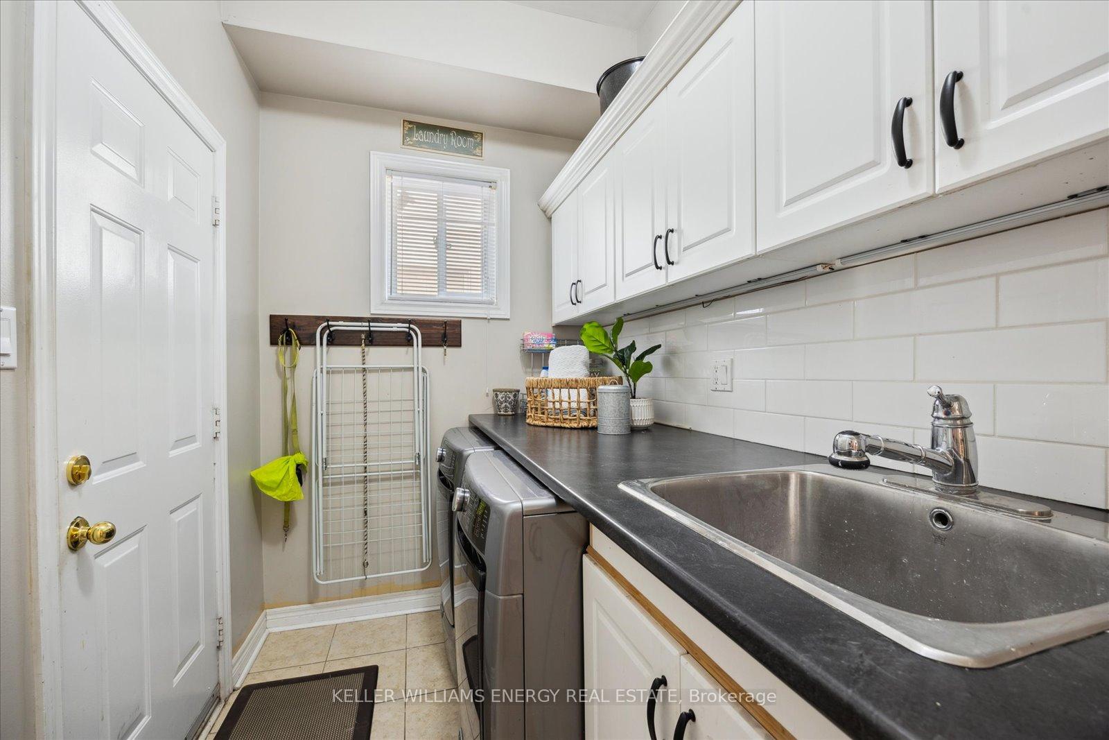 Photo 22 of 18 Helston Crescent, Whitby, Brooklin — HOMEH