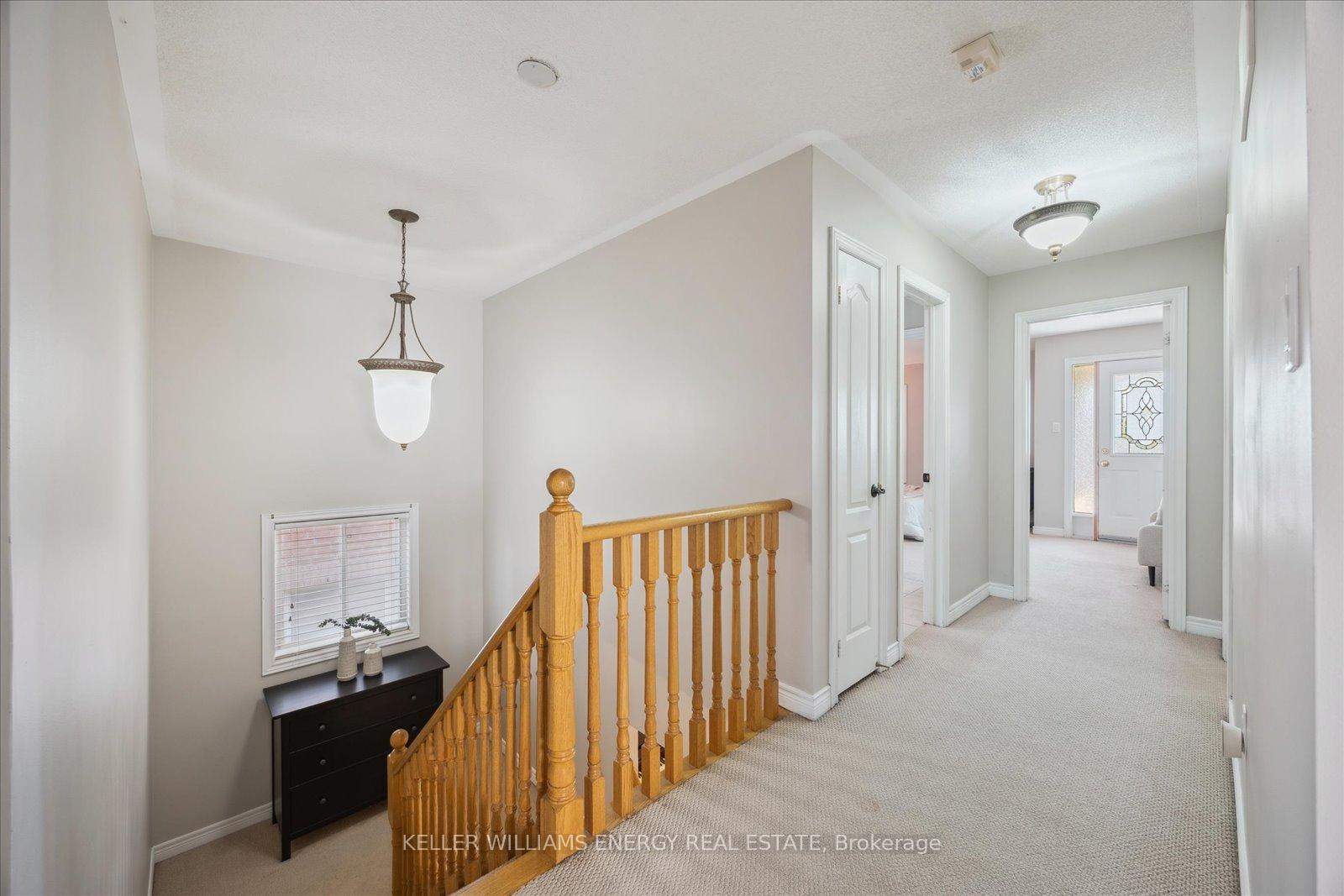 Photo 23 of 18 Helston Crescent, Whitby, Brooklin — HOMEH