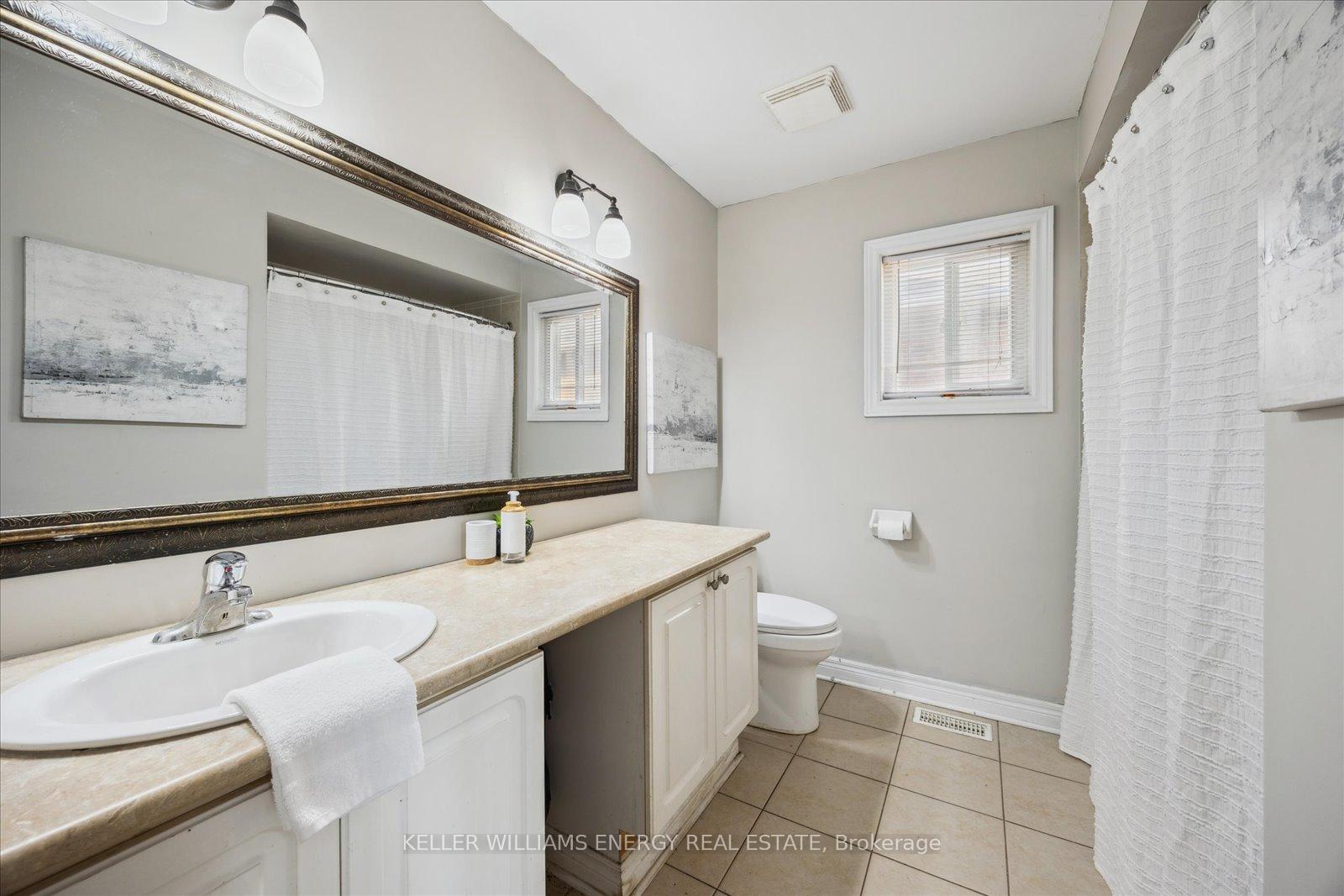 Photo 35 of 18 Helston Crescent, Whitby, Brooklin — HOMEH
