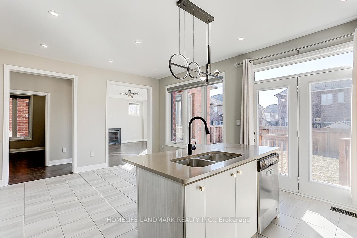 Photo 17 of 42 St Ives Crescent, Whitby, Rural Whitby — HOMEH