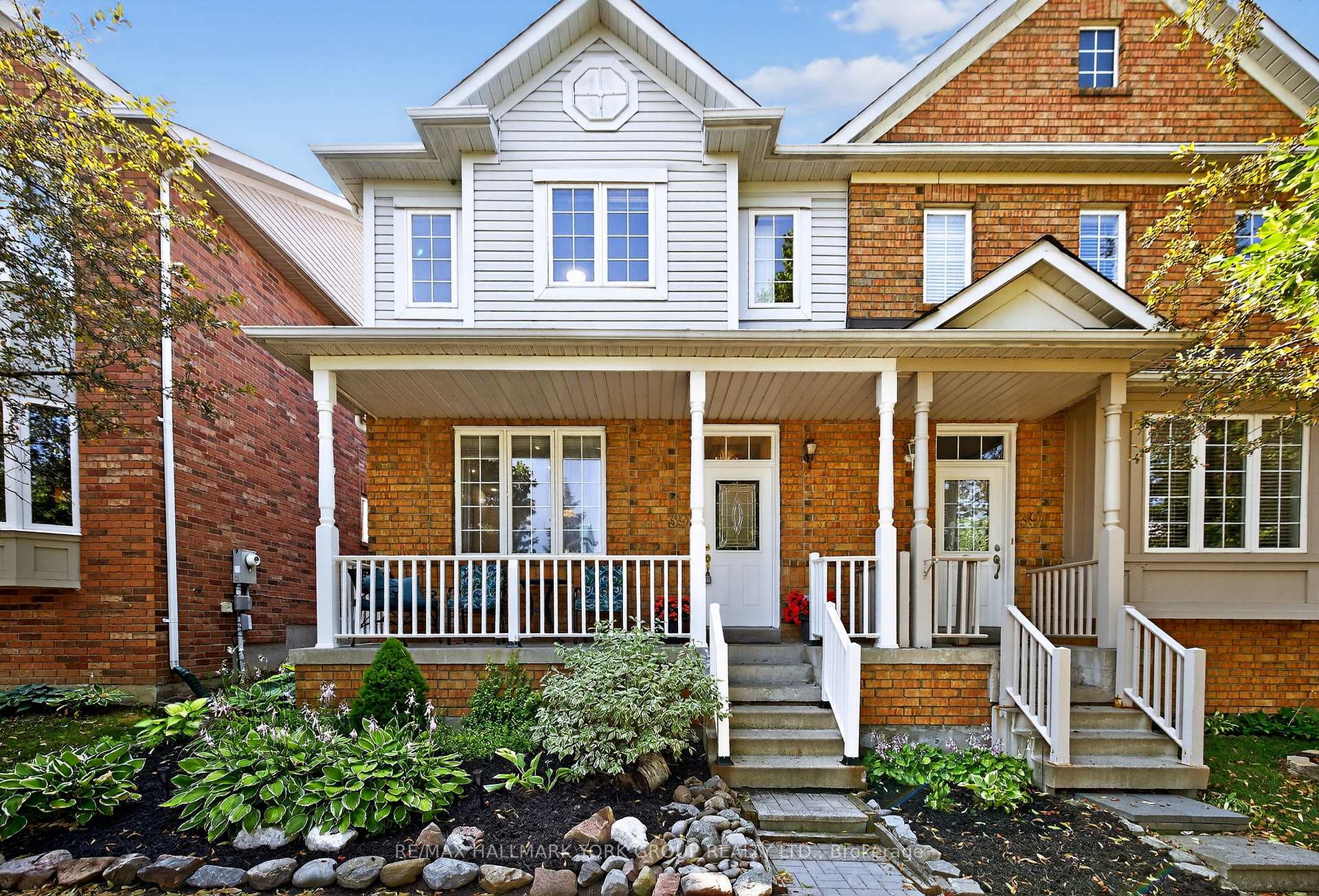 Photo 1 of 393 Hollandview Trail, Aurora, Bayview Wellington — HOMEH