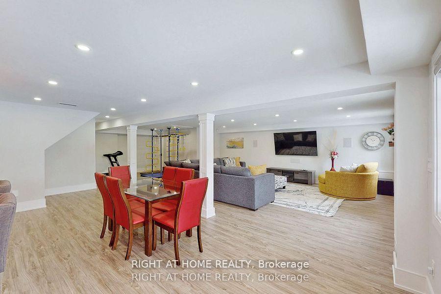 Photo 5 of Unit Bsmt, 97 Cranbrook Crescent, Vaughan, Kleinburg — HOMEH