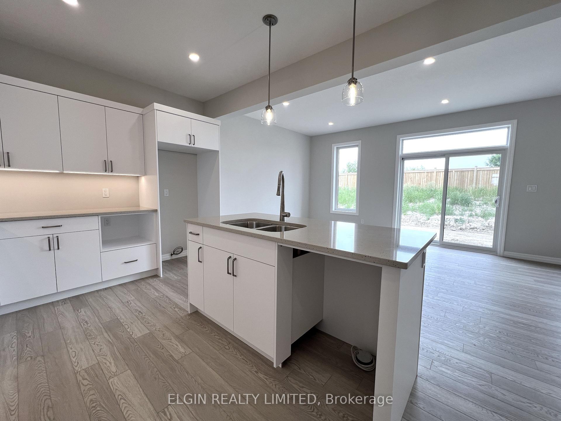 Photo 5 of 85 Willow Drive, Aylmer — HOMEH