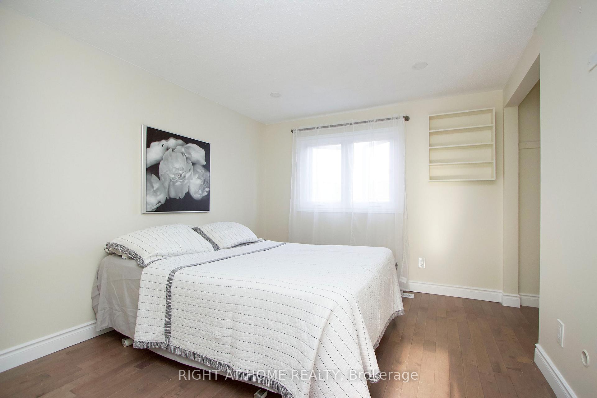 Photo 22 of 861 White Ash Drive, Whitby, Williamsburg — HOMEH
