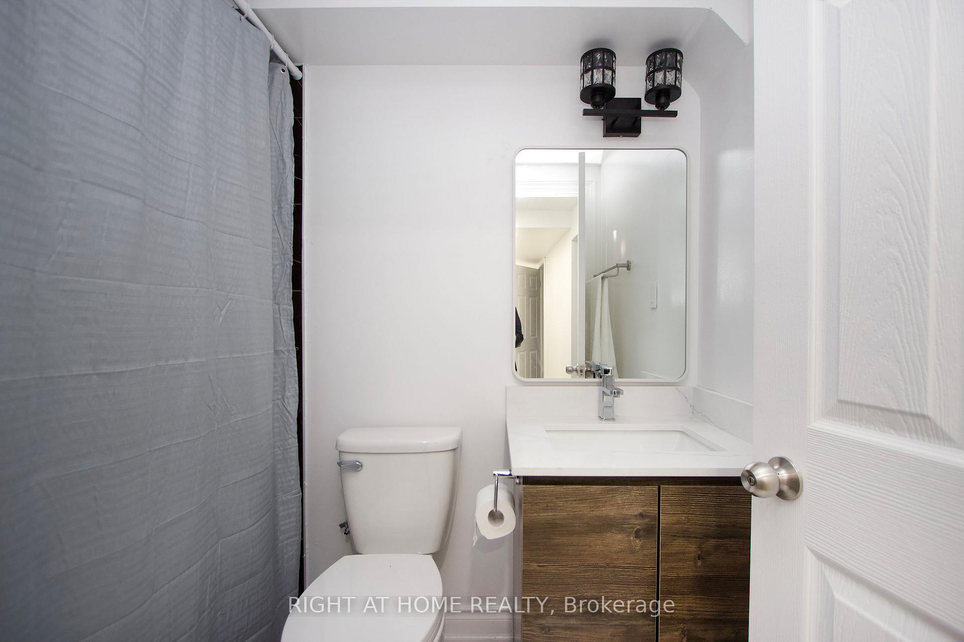 Photo 30 of 861 White Ash Drive, Whitby, Williamsburg — HOMEH