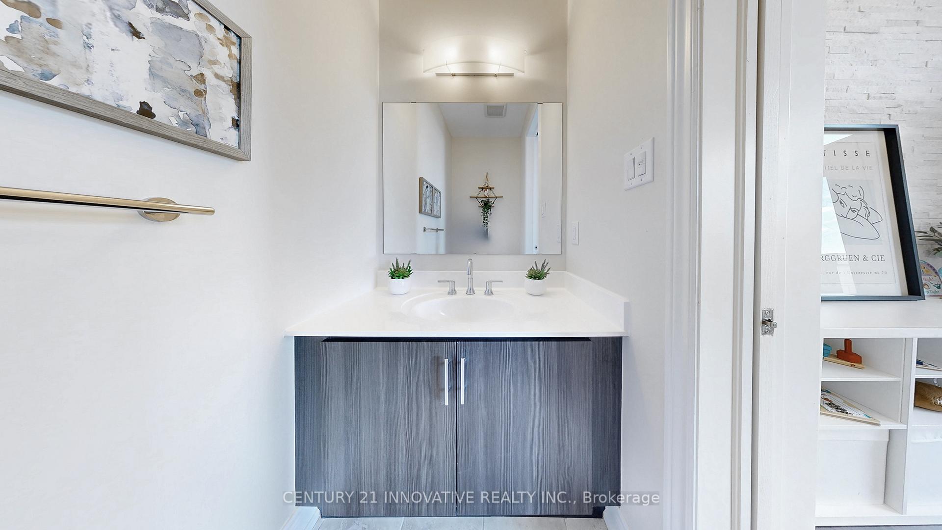 Photo 6 of 577 Marc Santi Boulevard, Vaughan, Patterson — HOMEH