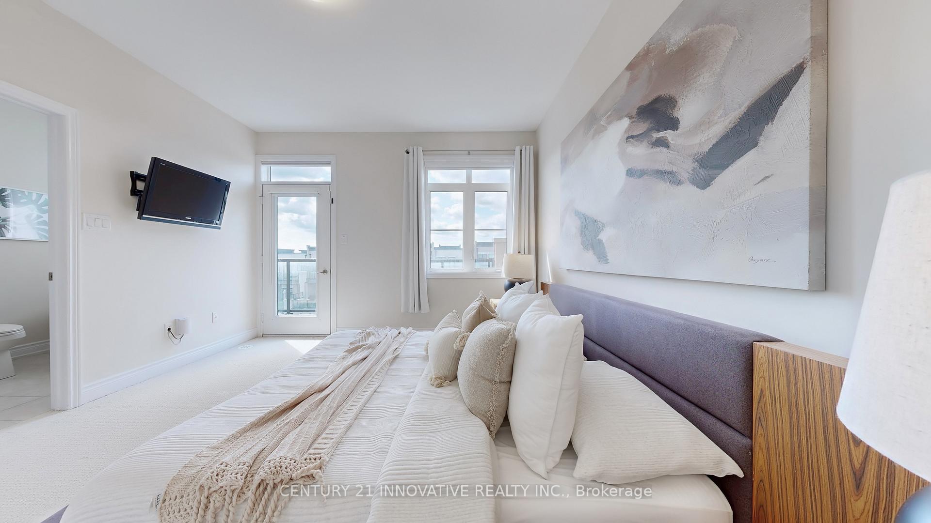 Photo 17 of 577 Marc Santi Boulevard, Vaughan, Patterson — HOMEH