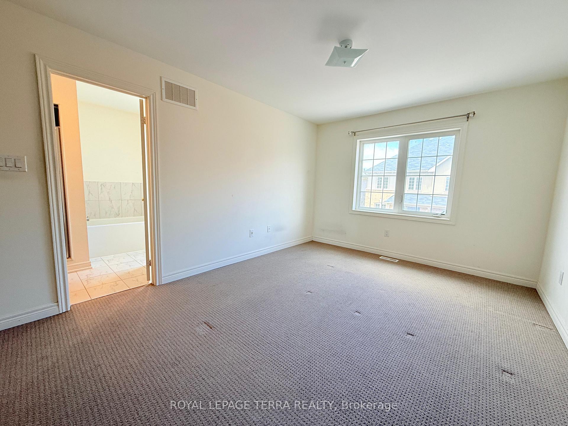 Photo 13 of 16 Camilleri Road, Ajax, Central East — HOMEH
