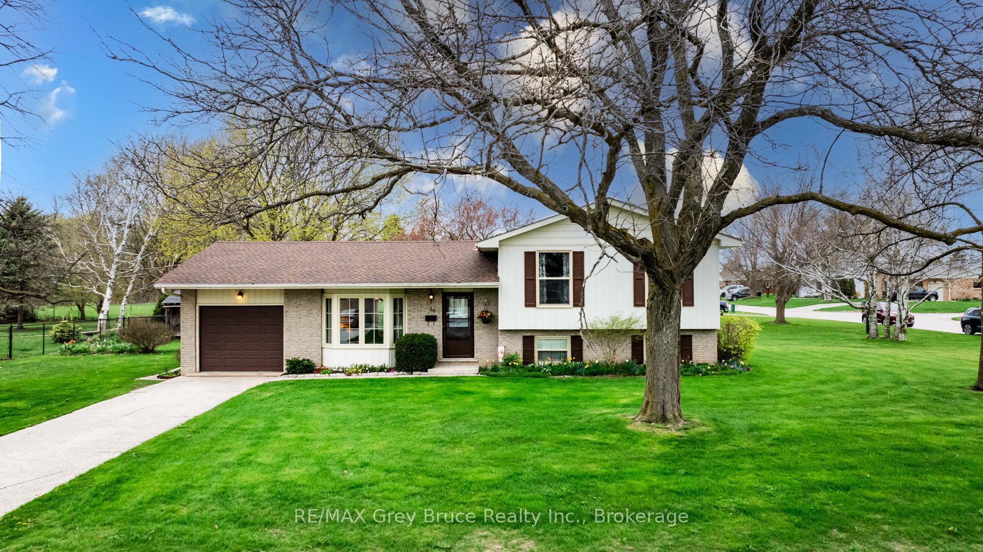 Photo 1 of 36 Centennial Street, Arran-Elderslie — HOMEH