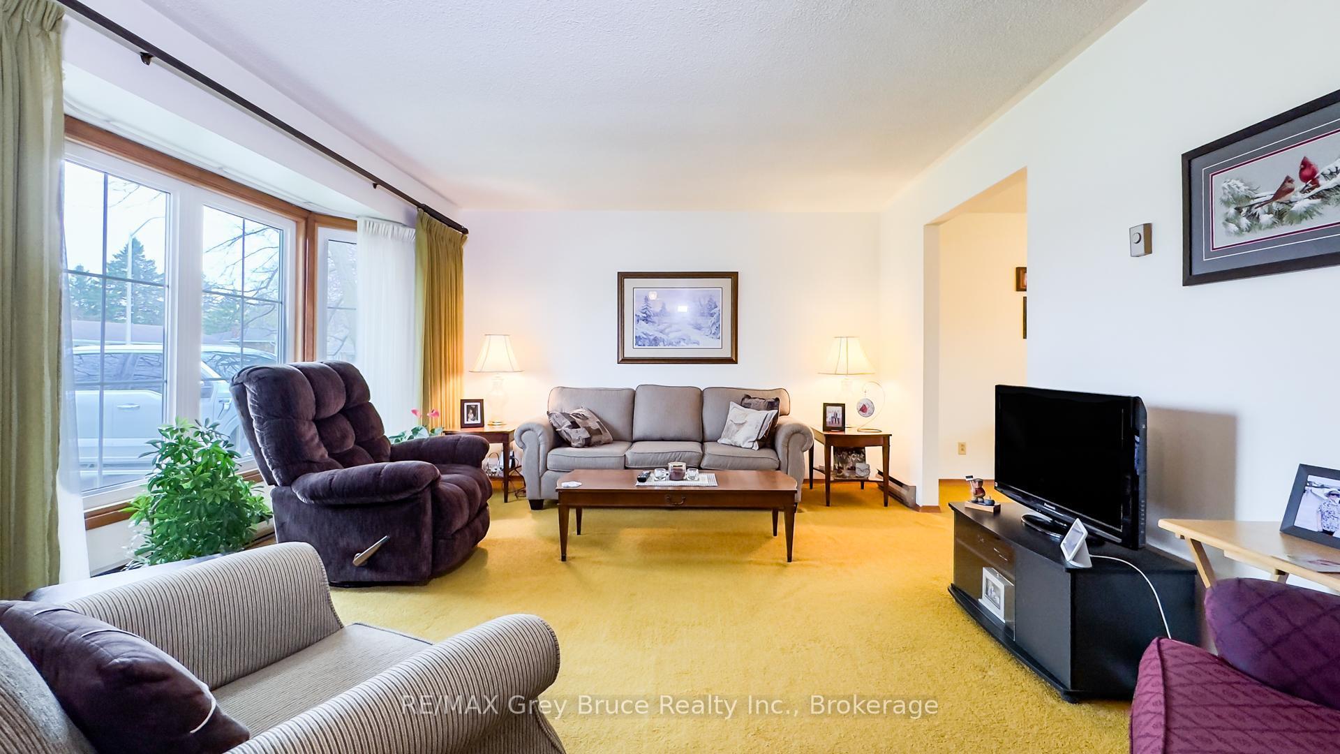 Photo 6 of 36 Centennial Street, Arran-Elderslie — HOMEH