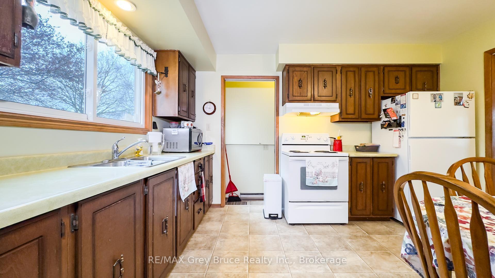 Photo 10 of 36 Centennial Street, Arran-Elderslie — HOMEH