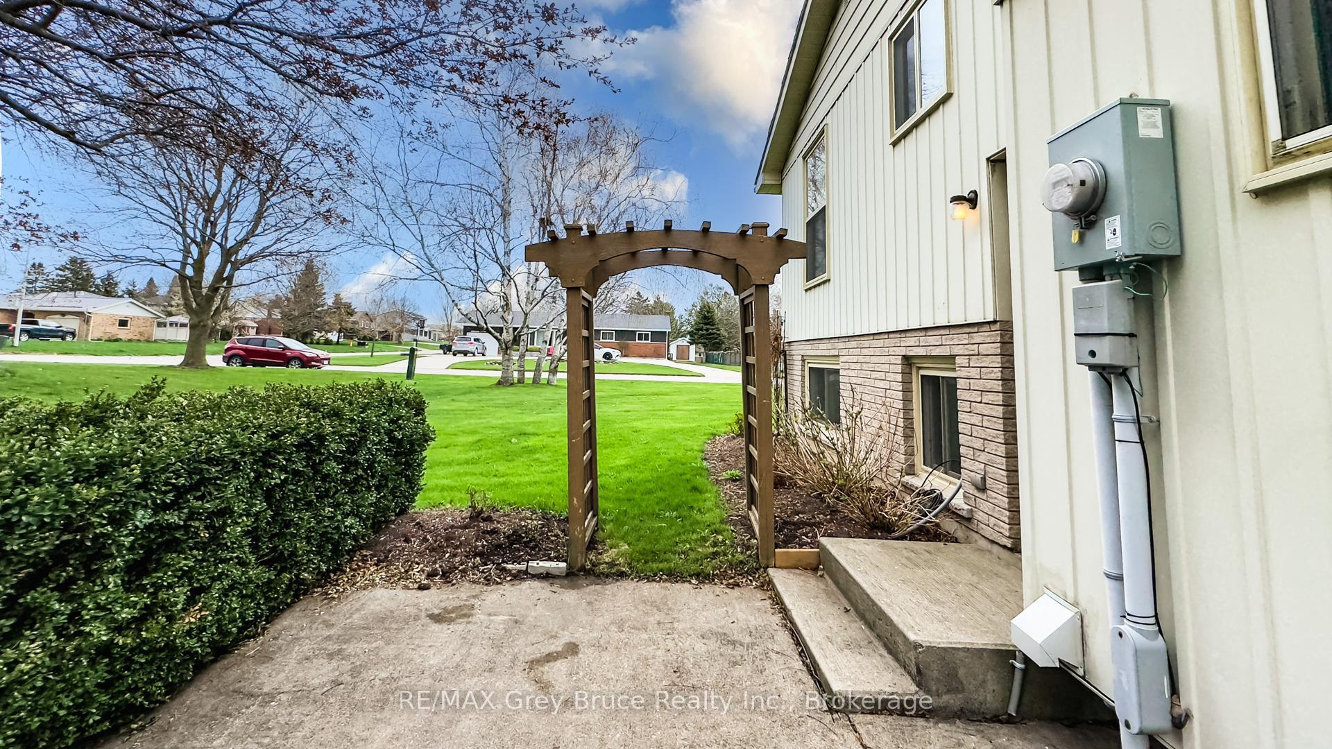 Photo 35 of 36 Centennial Street, Arran-Elderslie — HOMEH