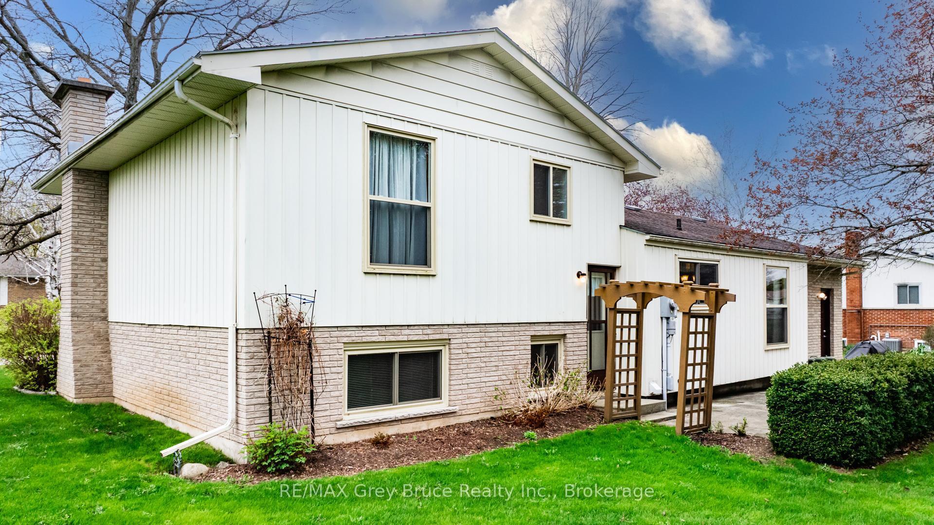 Photo 38 of 36 Centennial Street, Arran-Elderslie — HOMEH