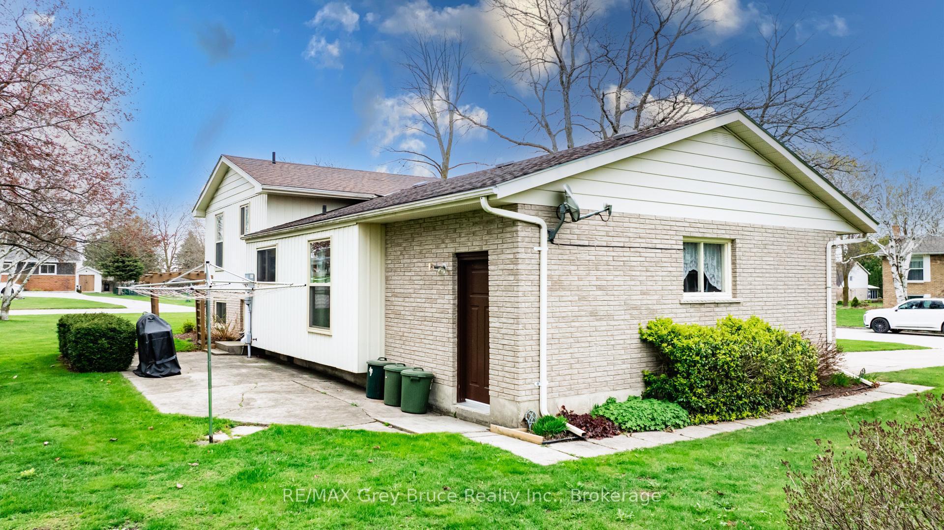 Photo 40 of 36 Centennial Street, Arran-Elderslie — HOMEH