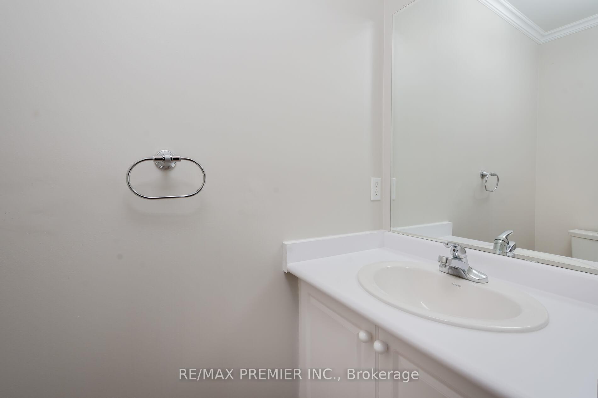 Photo 15 of 303 Davos Road, Vaughan, Vellore Village — HOMEH