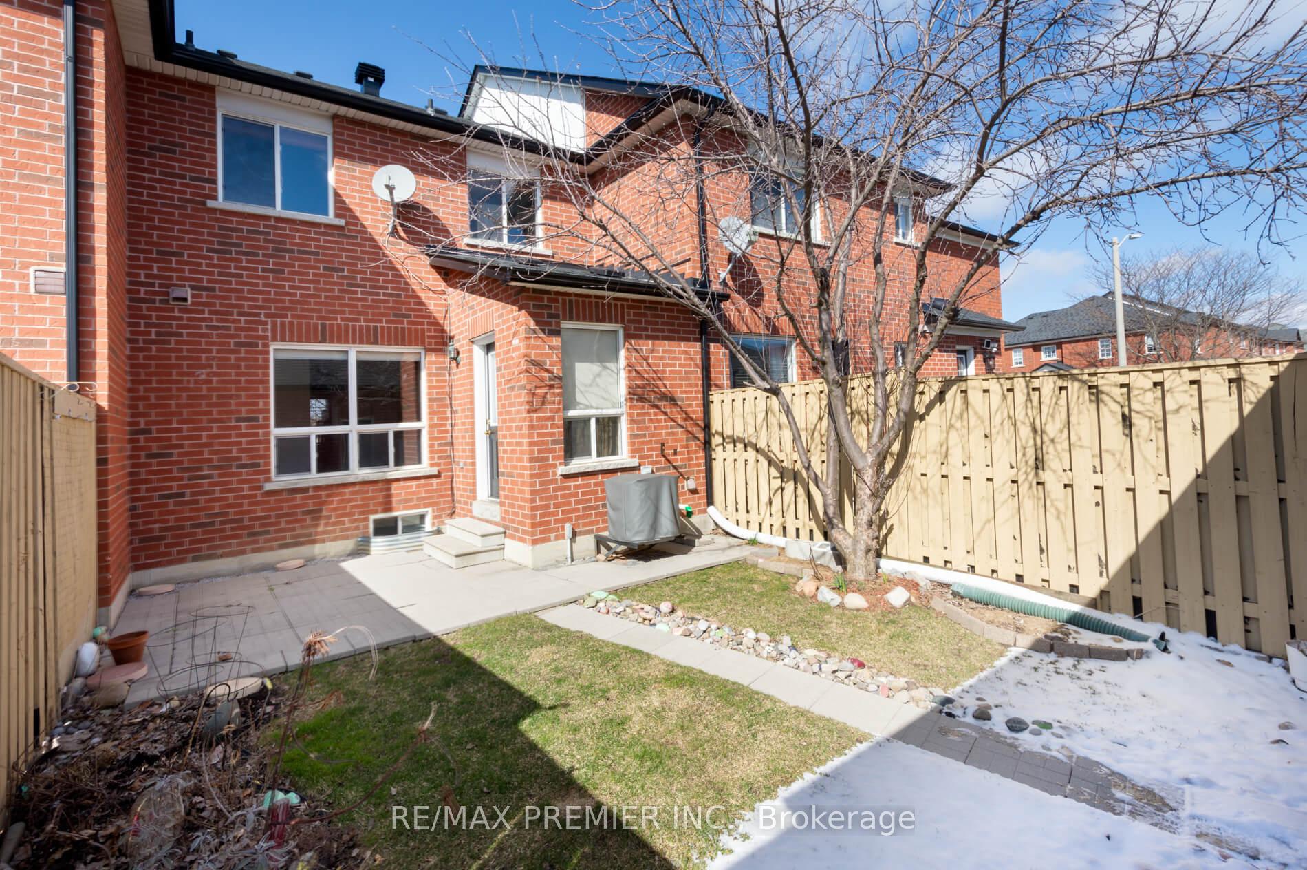 Photo 26 of 303 Davos Road, Vaughan, Vellore Village — HOMEH