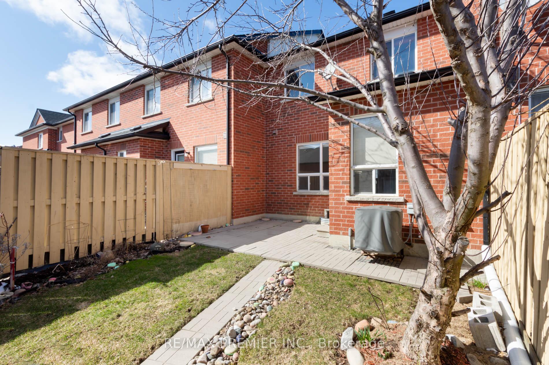 Photo 27 of 303 Davos Road, Vaughan, Vellore Village — HOMEH