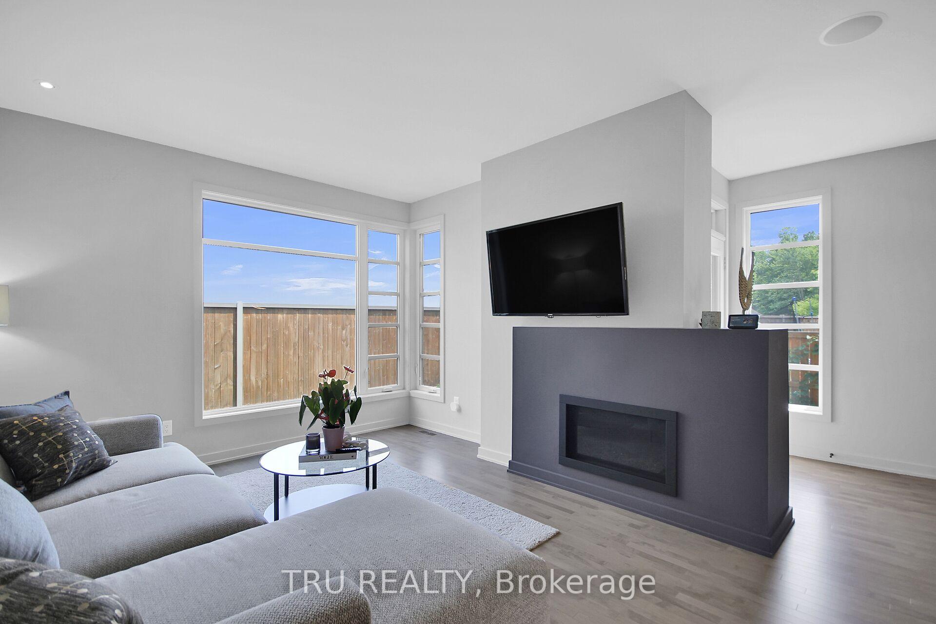 Photo 14 of 108 Larimar Circle, Ottawa, Riverside South/Gloucester Glen — HOMEH