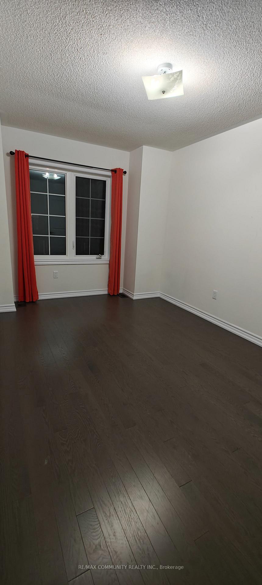 Photo 10 of 10 Coho Drive, Whitby, Lynde Creek — HOMEH