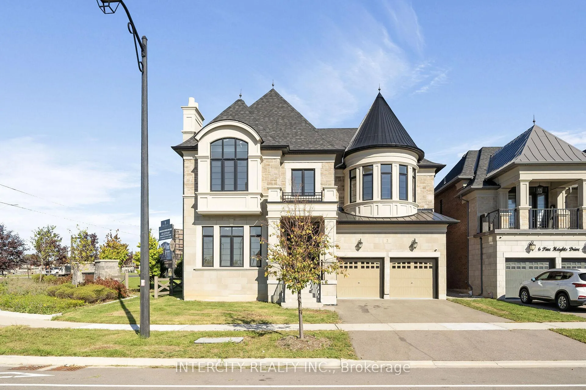 Photo 1 of 2 Pine Heights Drive, Vaughan, Vellore Village — HOMEH