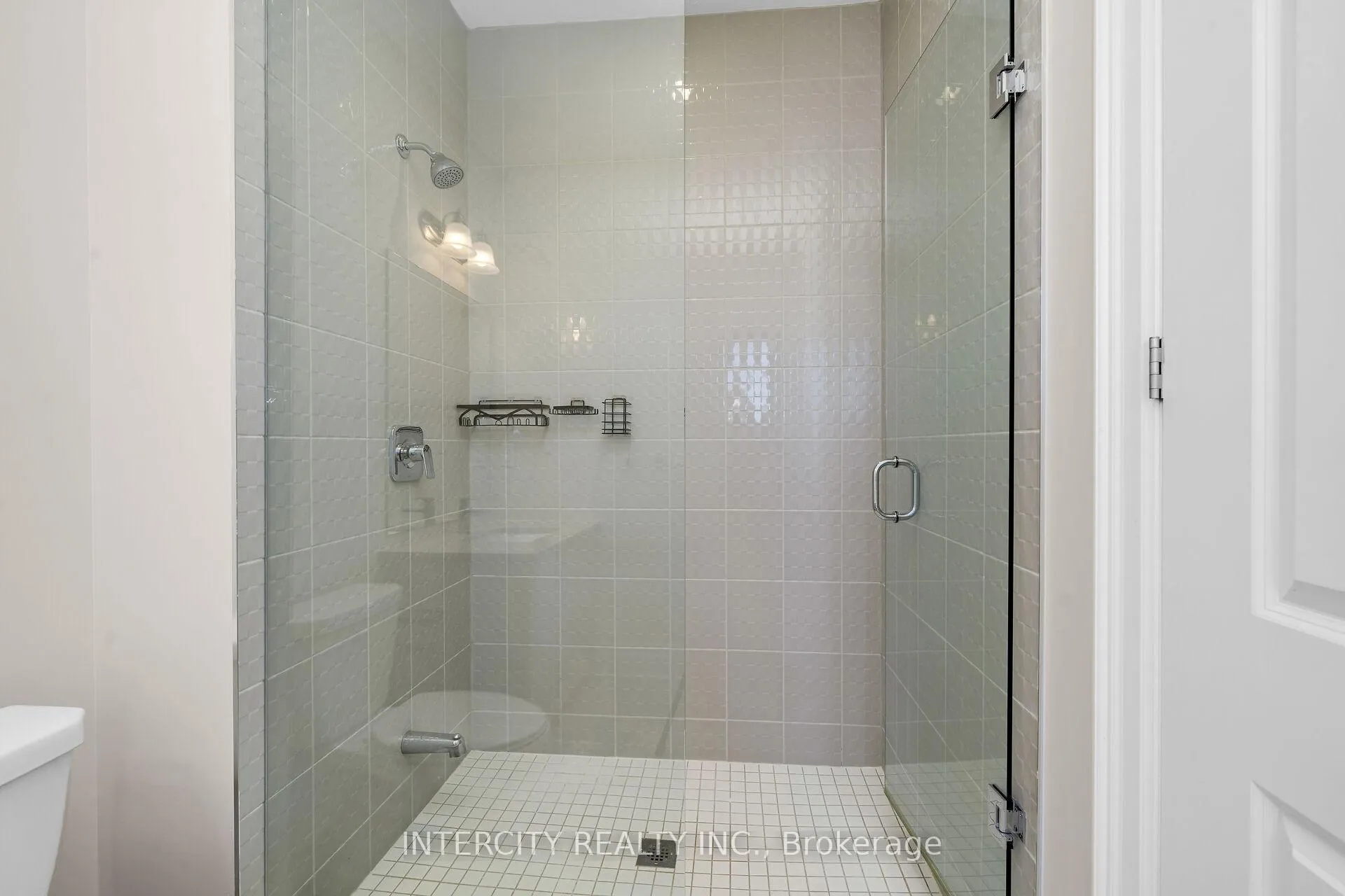 Photo 31 of 2 Pine Heights Drive, Vaughan, Vellore Village — HOMEH