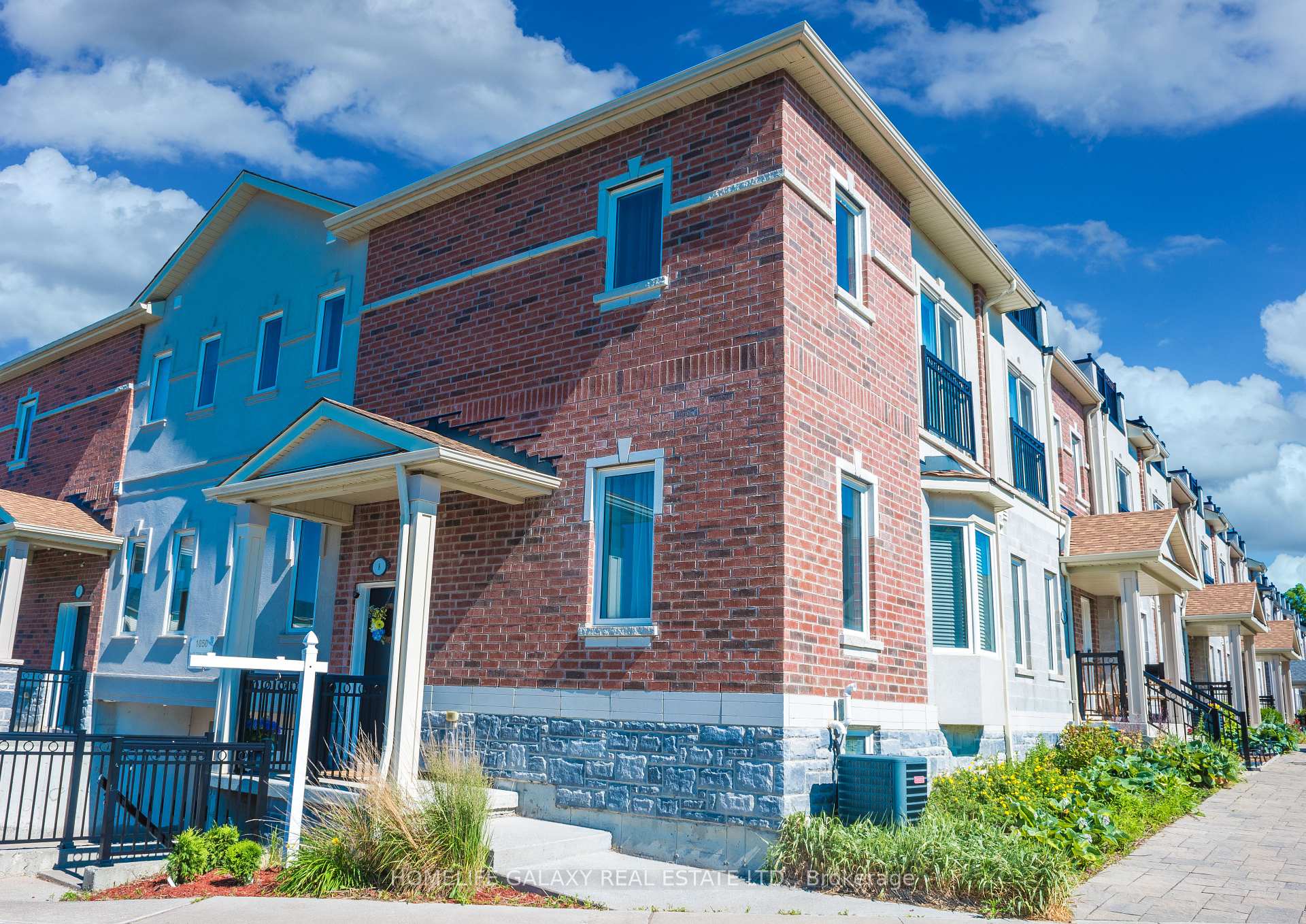 Front of Unit 8, 1050 Elton Way