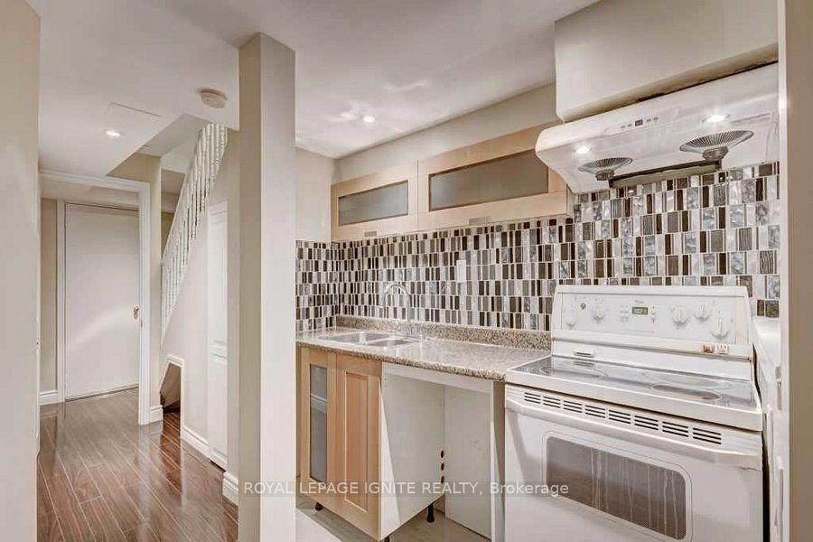 Photo 5 of Unit Bsmt, 259 Terra Road, Vaughan, East Woodbridge — HOMEH