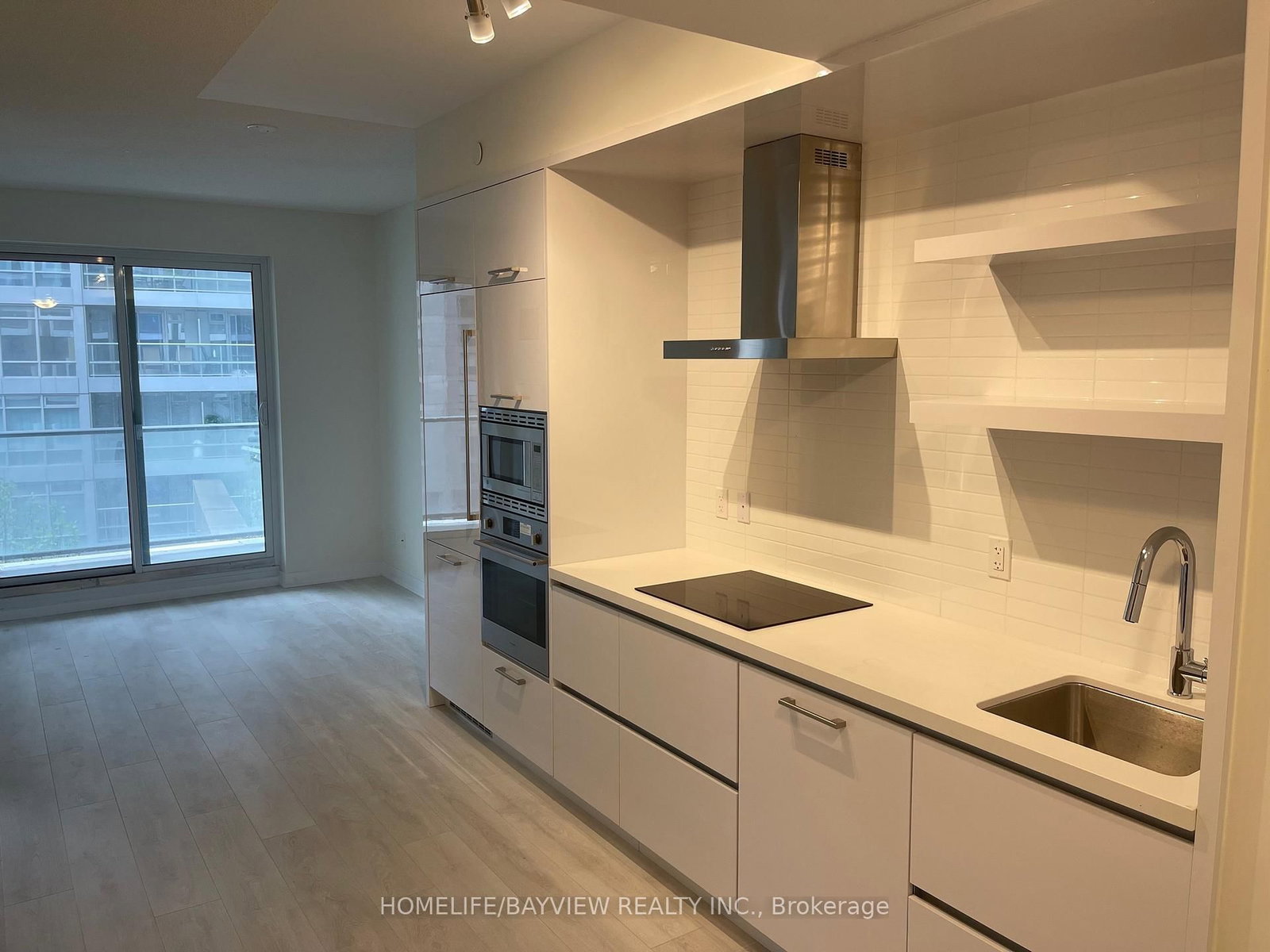 Photo 1 of Unit 405, 2221 Yonge St, Toronto, Mount Pleasant West — HOMEH