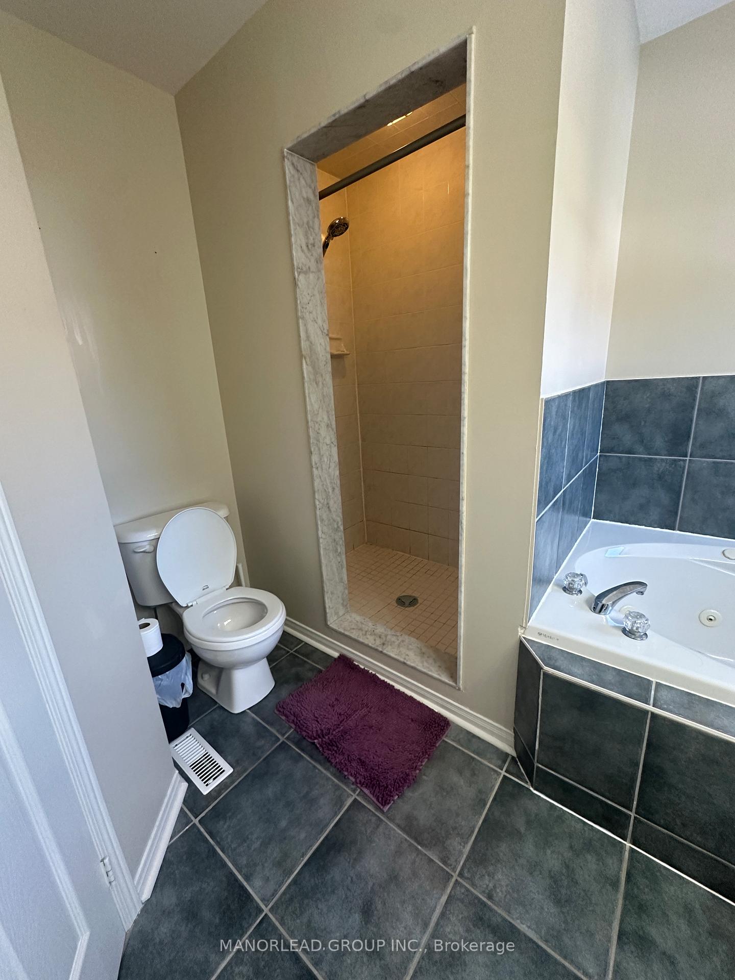 Photo 10 of 55 Willow Tree Street, Vaughan, Maple — HOMEH