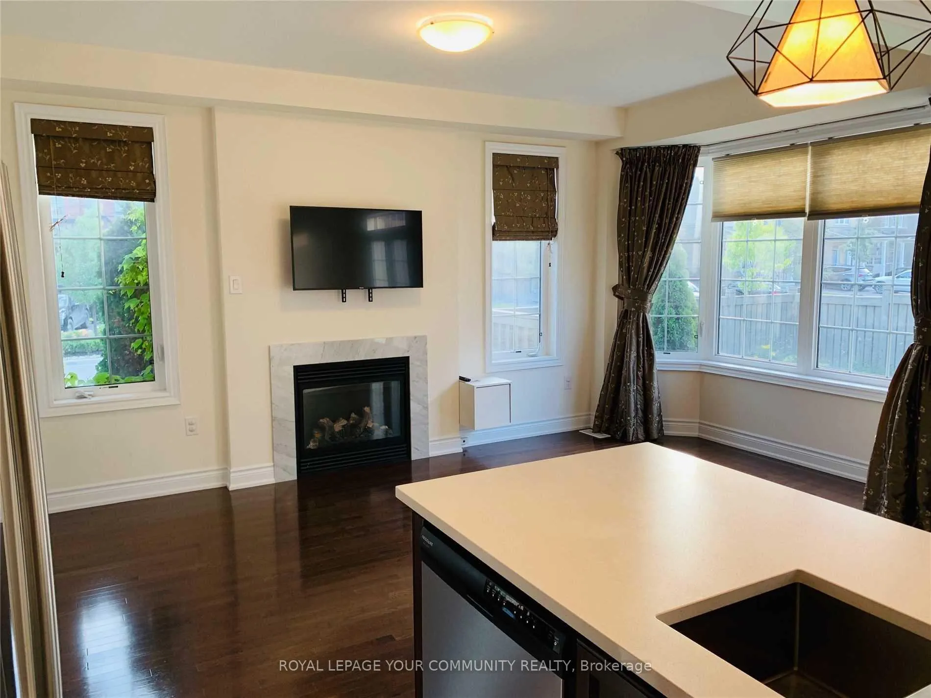 Photo 7 of 59 Richler Avenue, Vaughan, Kleinburg — HOMEH