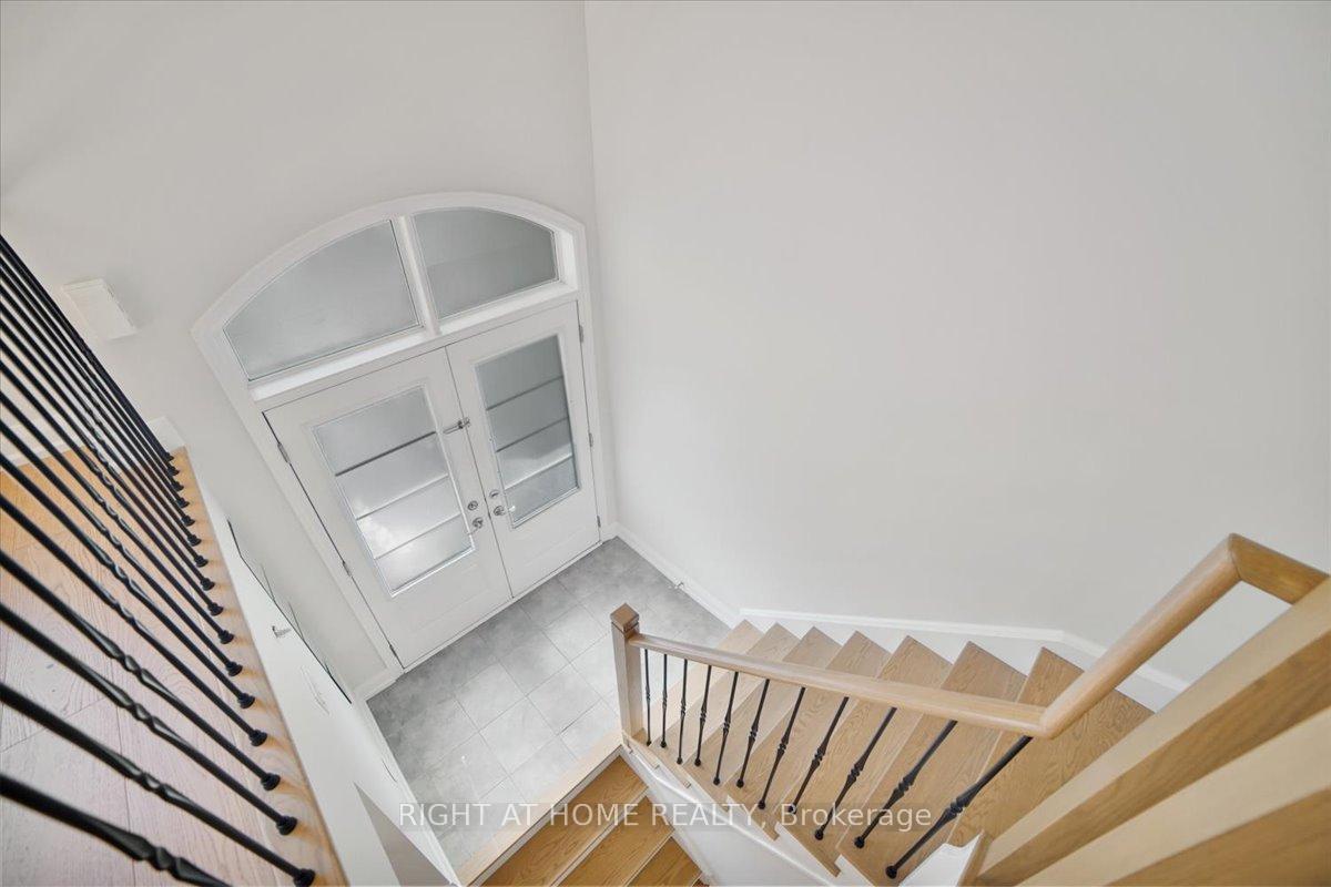 Photo 7 of 93 Grand Trunk Avenue, Vaughan, Patterson — HOMEH