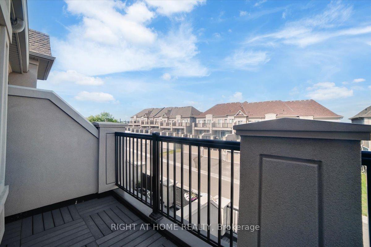 Photo 21 of 93 Grand Trunk Avenue, Vaughan, Patterson — HOMEH