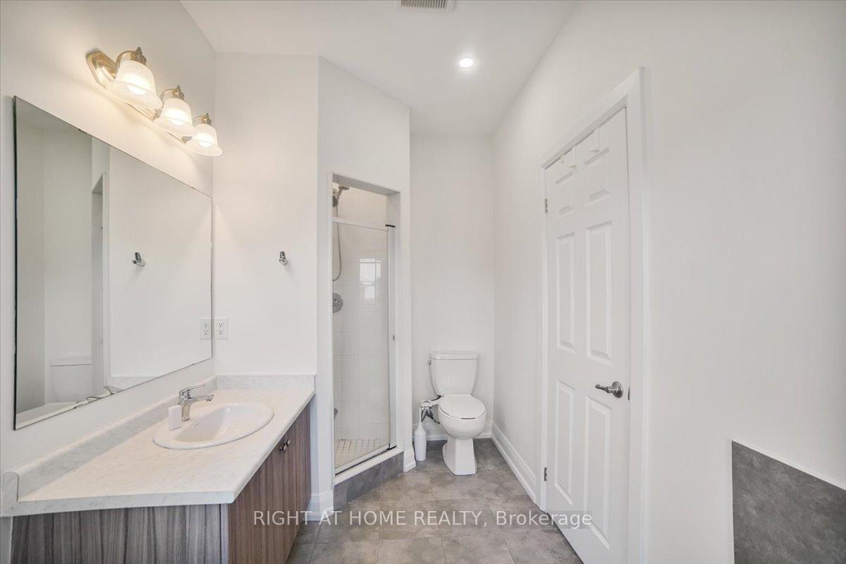 Photo 31 of 93 Grand Trunk Avenue, Vaughan, Patterson — HOMEH