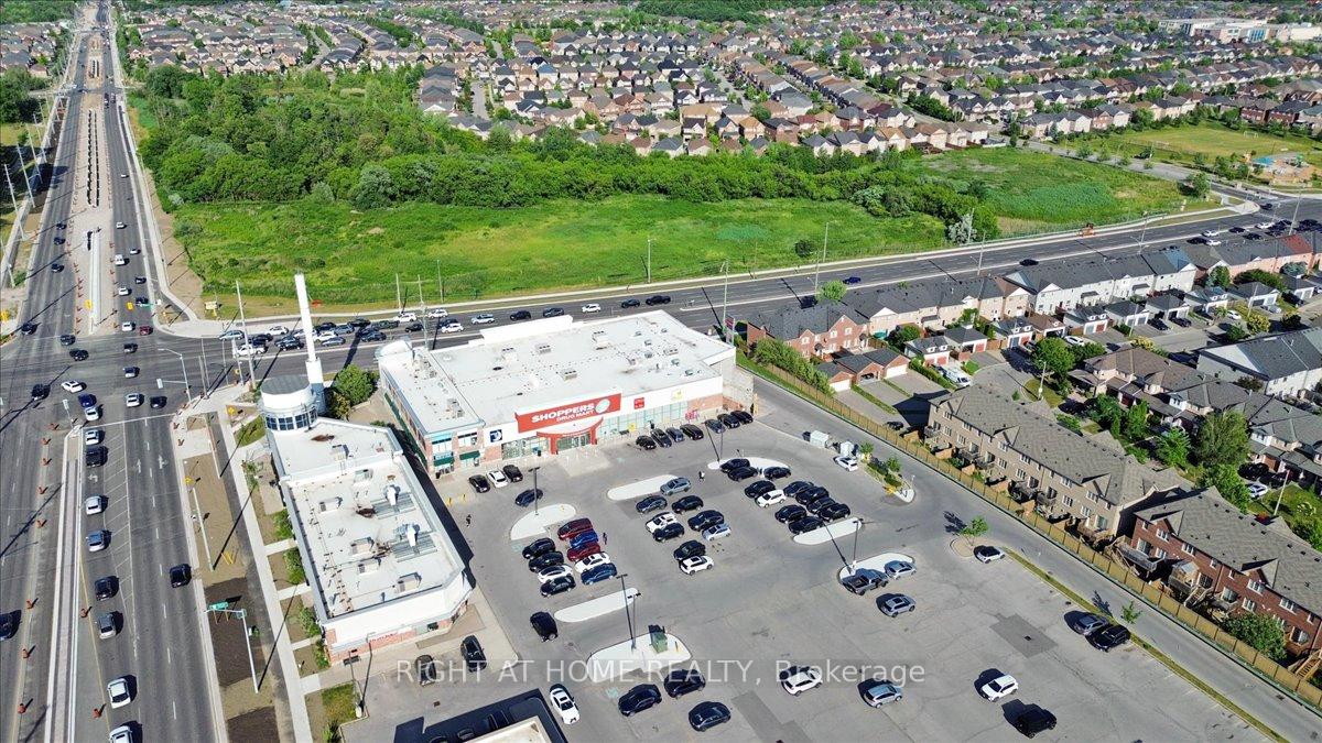 Photo 34 of 93 Grand Trunk Avenue, Vaughan, Patterson — HOMEH
