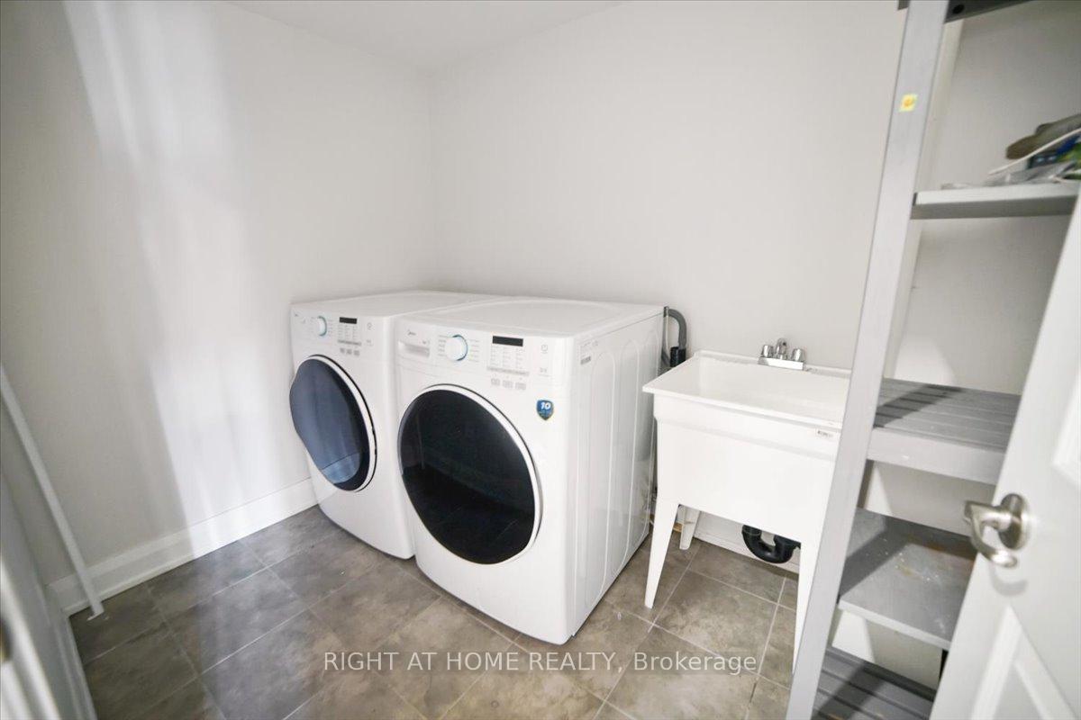 Photo 38 of 93 Grand Trunk Avenue, Vaughan, Patterson — HOMEH