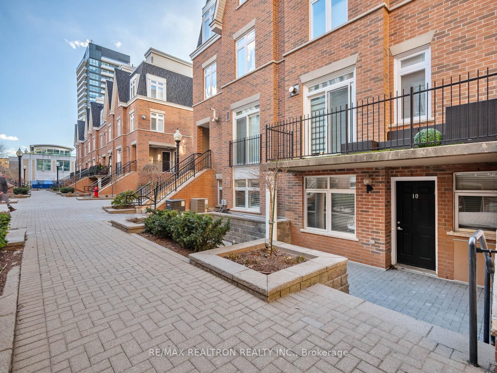 Photo 7 of Unit 10, 89 Lillian St, Toronto, Mount Pleasant West — HOMEH